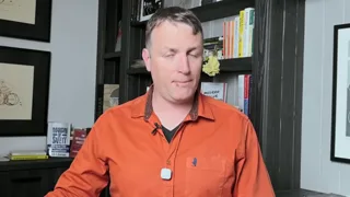 Frame from Sven Carlin's video at 17:00.