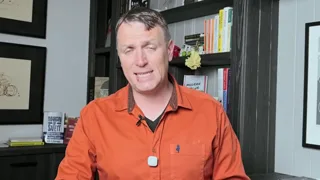 Frame from Sven Carlin's video at 17:48.